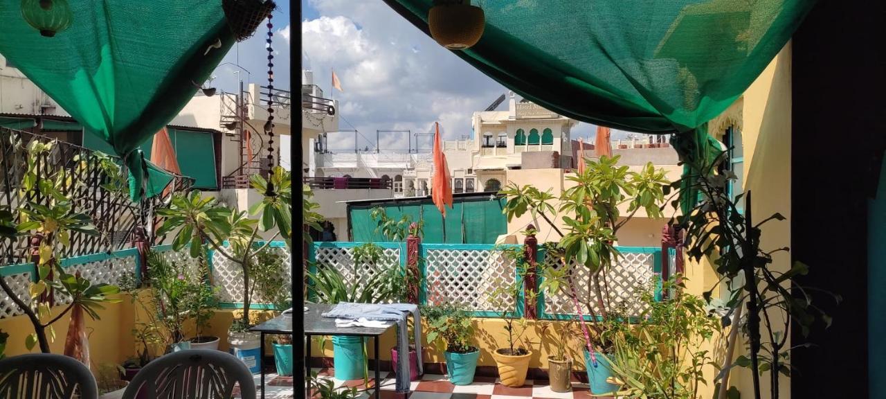 Black Pepper Home Stay Udaipur Eksteriør billede