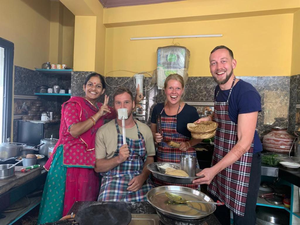 Black Pepper Home Stay Udaipur Eksteriør billede