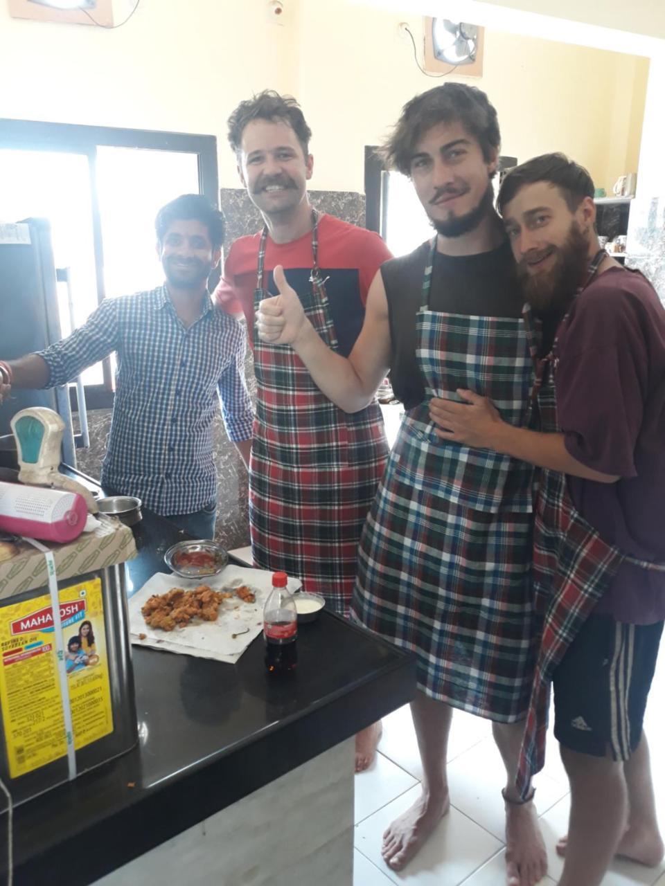 Black Pepper Home Stay Udaipur Eksteriør billede