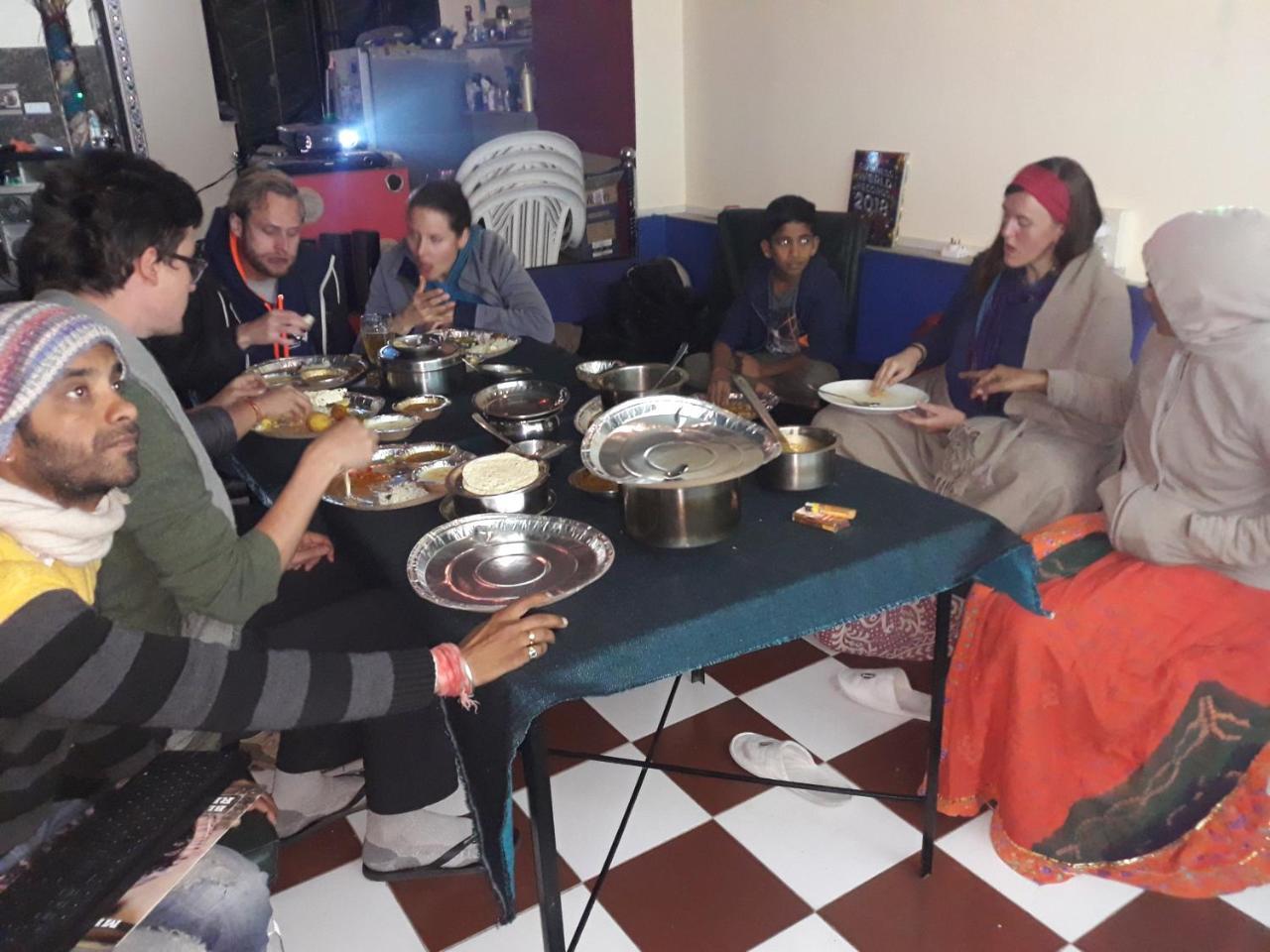 Black Pepper Home Stay Udaipur Eksteriør billede