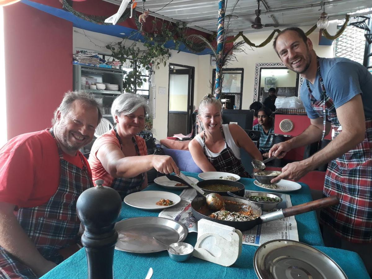 Black Pepper Home Stay Udaipur Eksteriør billede